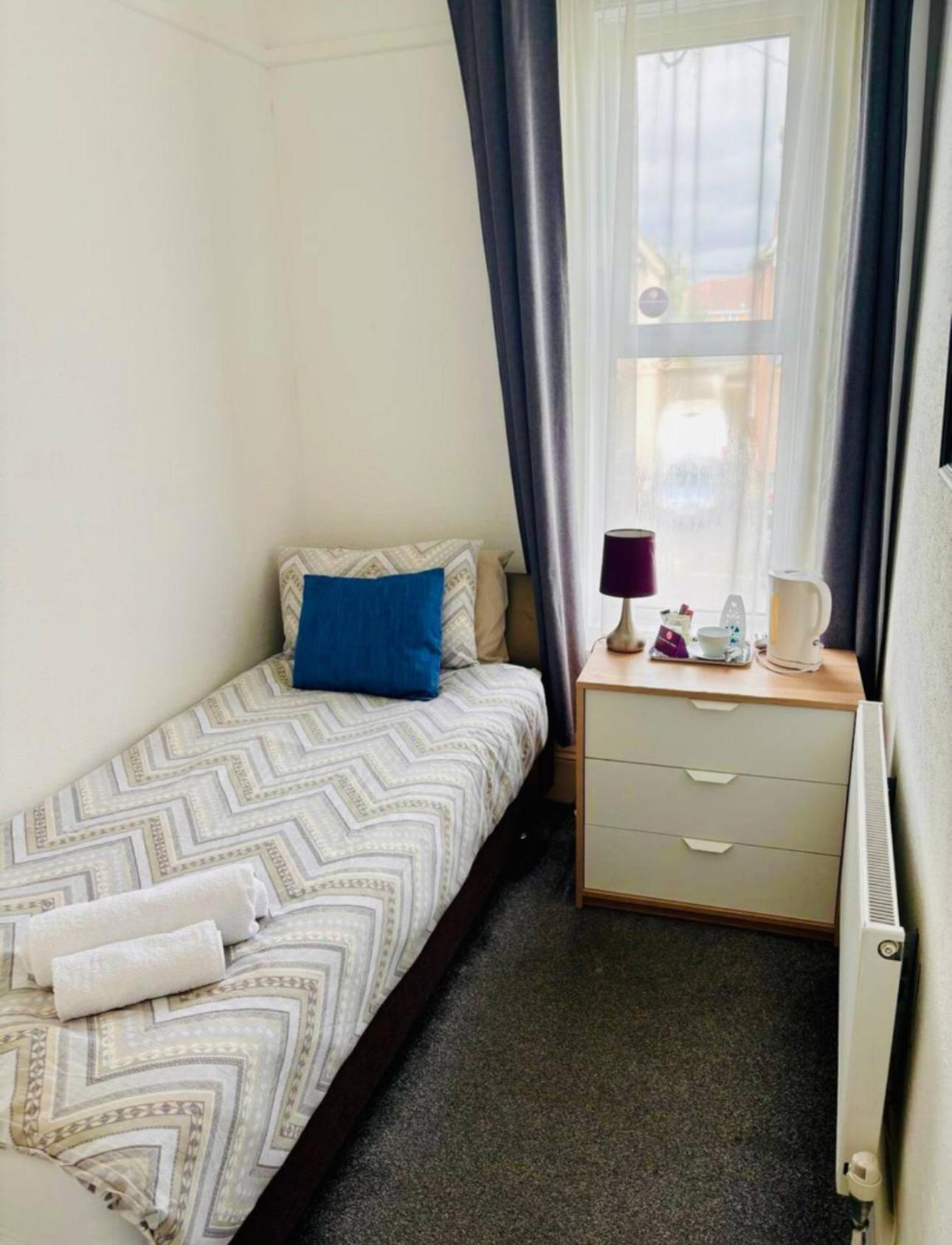 St Joseph'S Guest House Southampton Ngoại thất bức ảnh